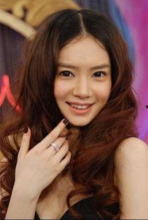 女明星叫海,揭秘女明星海生的璀璨人生