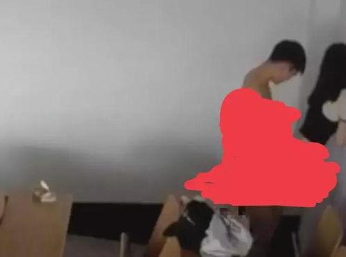 吃瓜大学生视频,吃瓜大学生视频，揭秘校园生活趣味瞬间