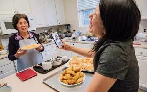 做饭女网红和爷爷奶奶,与爷爷奶奶共度美好烹饪时光”