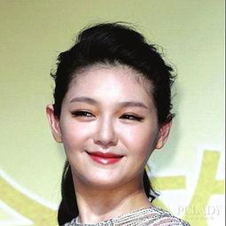 明星丑妆,颠覆形象，展现真实自我